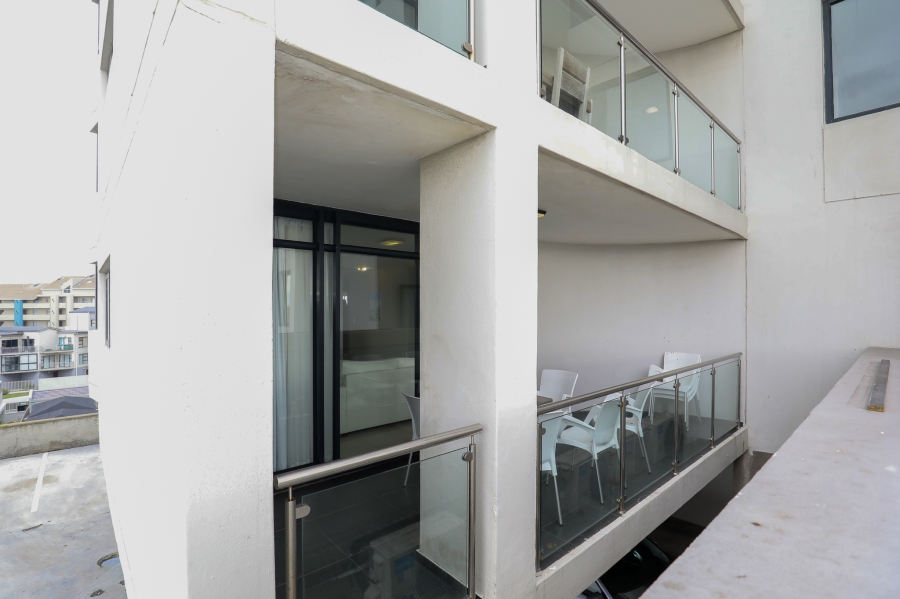 3 Bedroom Property for Sale in Table View Western Cape